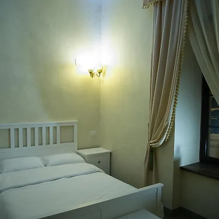 Regal 1880 Hotel