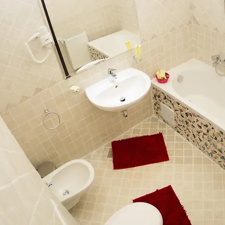 Regal 1880 Hotel 3*